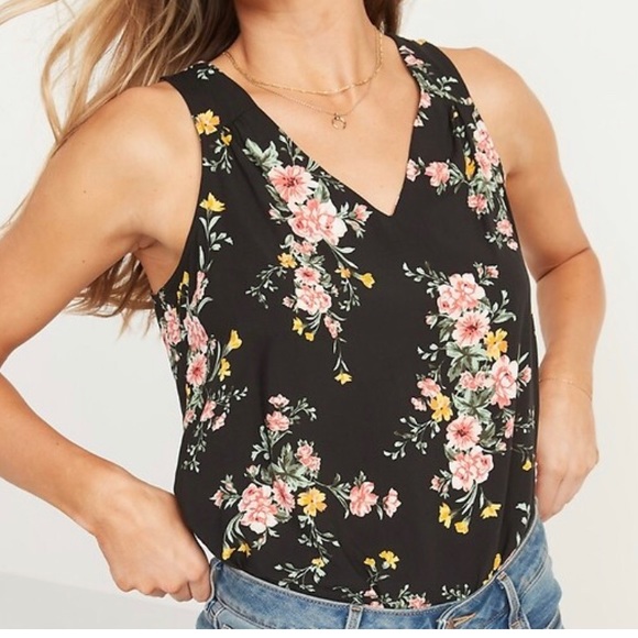 Old Navy Tops - Floral tank with back cut out